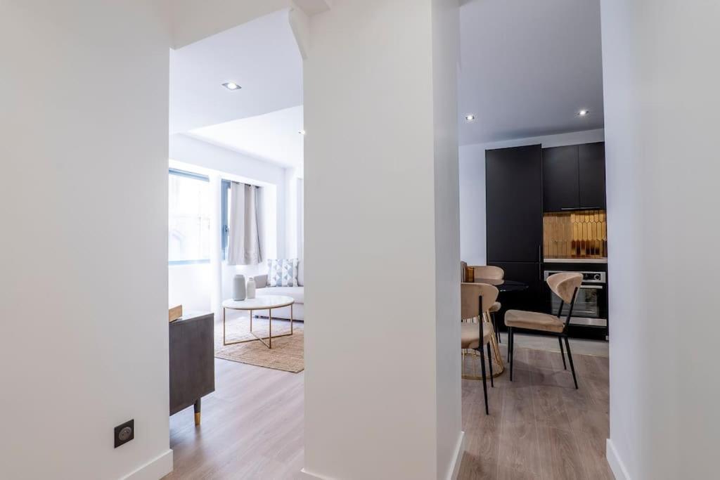 Gembnb Luxury Apartments - Residence Rivoli Paris Exteriör bild